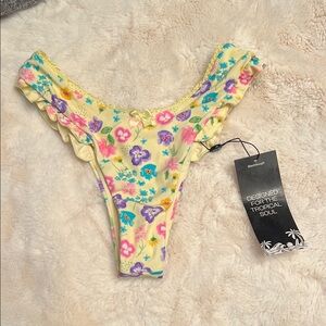 Blackbough Swim Candice Ruffled Cheeky Bottoms / Ophelia